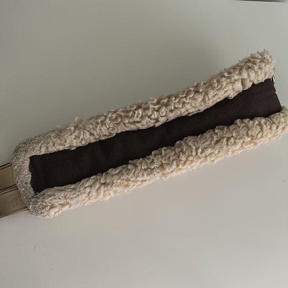 Toklat Contoured Synthetic Girth Size 50 - Picture 4 of 11